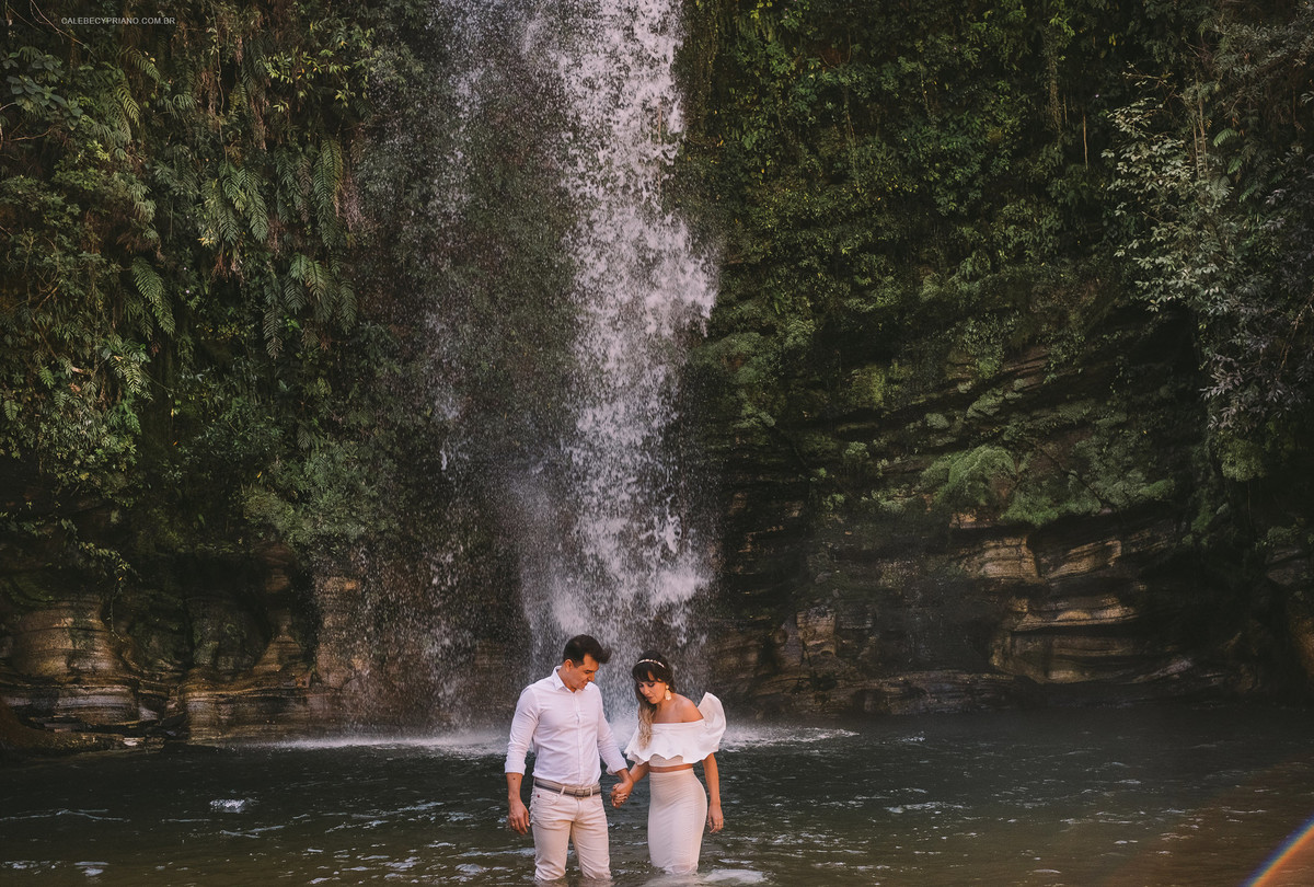 Sessão do Casal Cachoeira do Abade em Pirenópolis