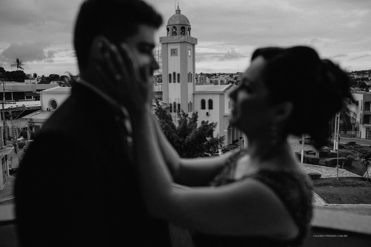 noivo com Mae makingoff apartamento fotografo Calebe cypriano