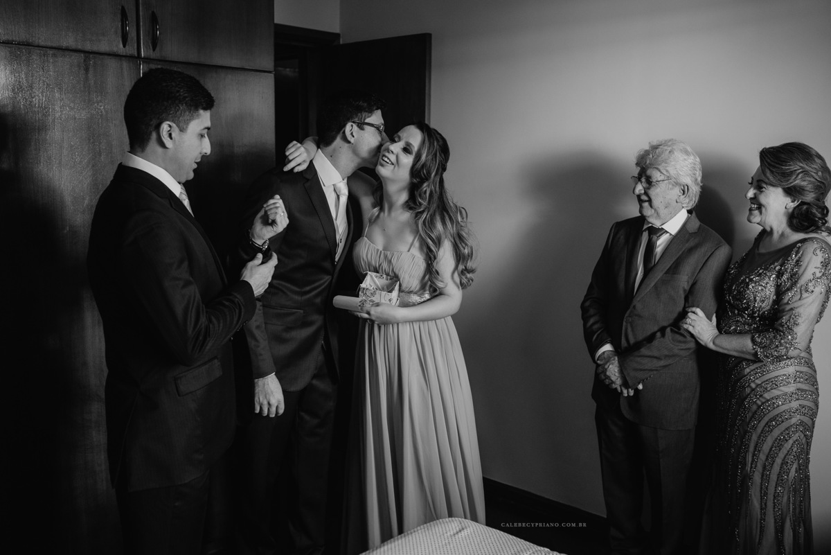 noivo no making off em brasilia com pai mae e irma