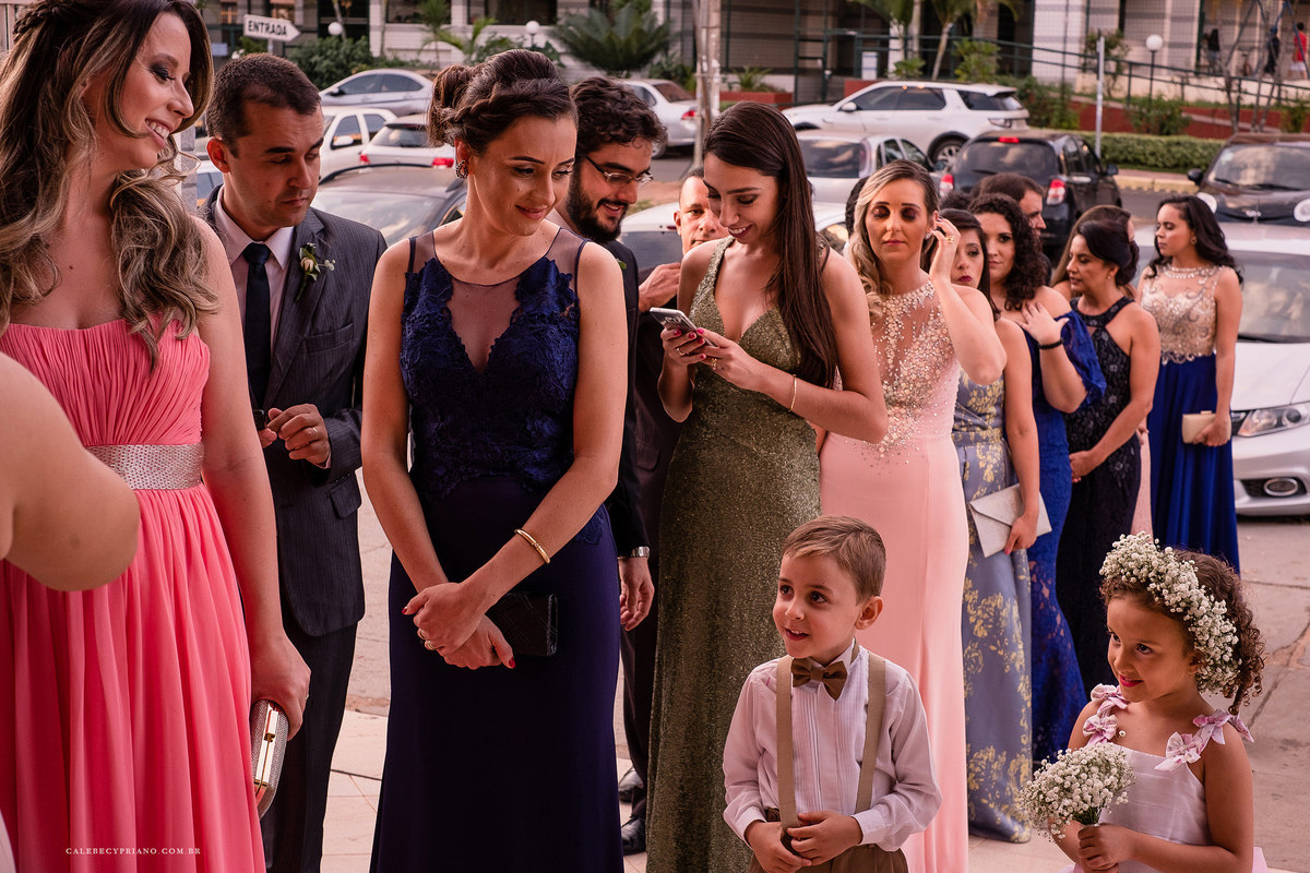 convidados e pajens na paroquia divino espirito santo em Brasilia