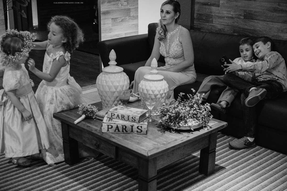 convidados no la fiesta em brasilia