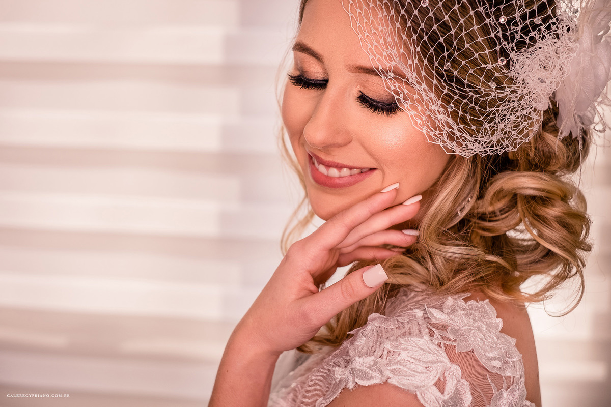 noiva pronta no studio del vecchio makeup