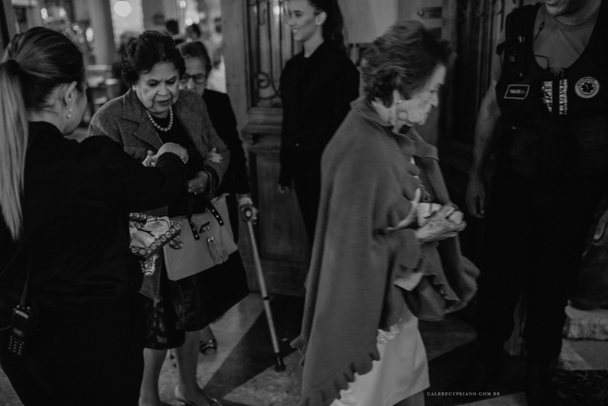 Família saindo Spazio Villa Regia 