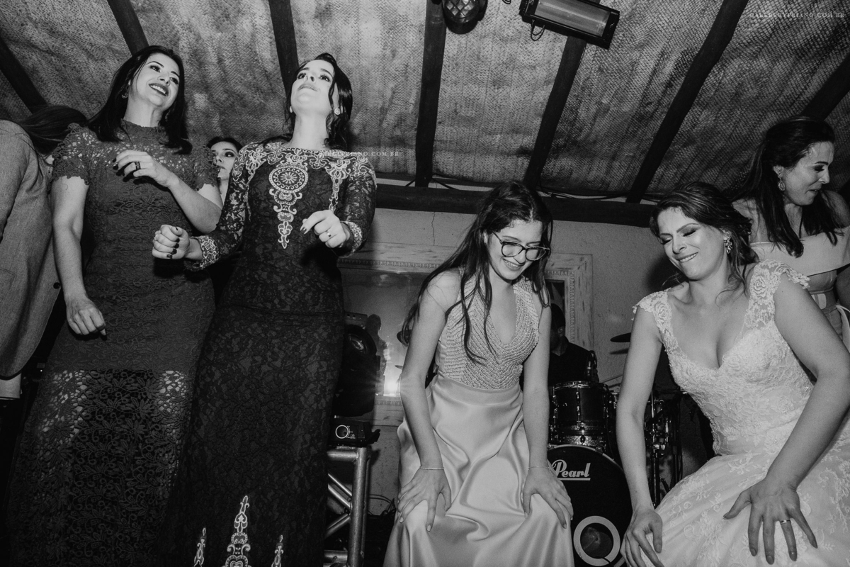 noivos spazio villa regia festa amigos família 