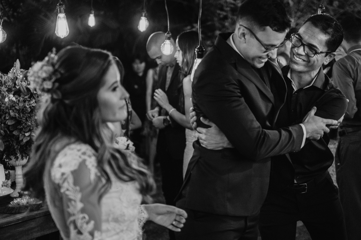 abraçando convidados espaço catetinho hall