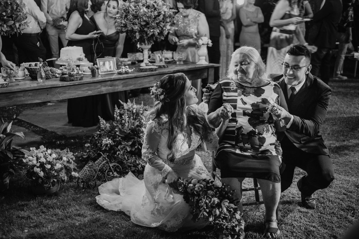 abraçando convidados espaço catetinho hall