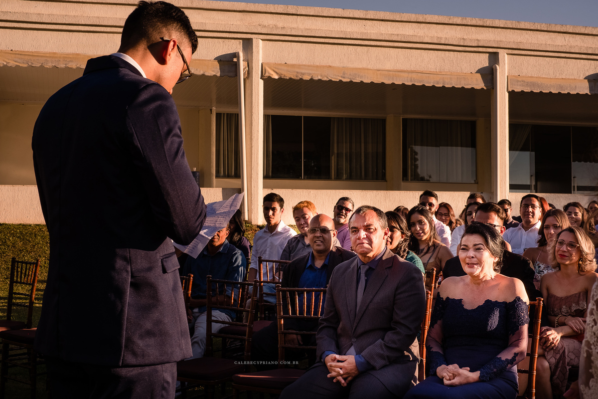 noivo homenageando pais catetinho hall