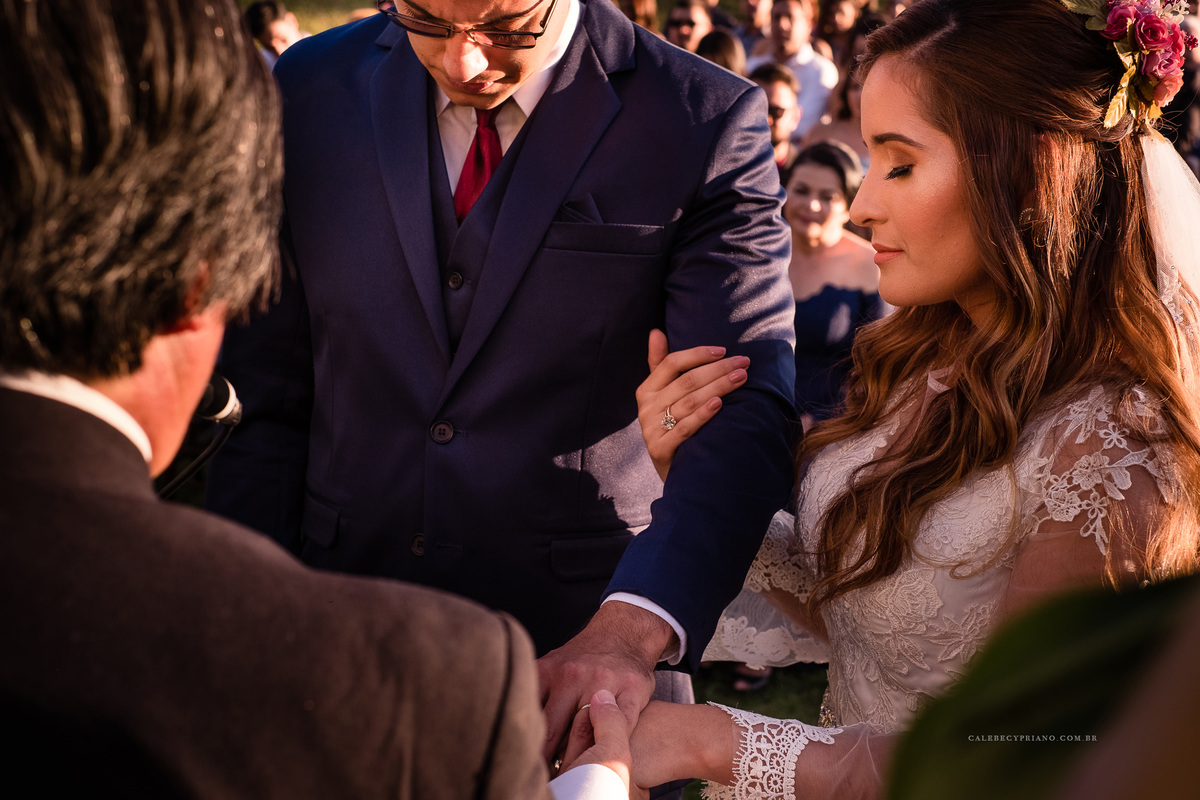 noivos orando catetinho hall