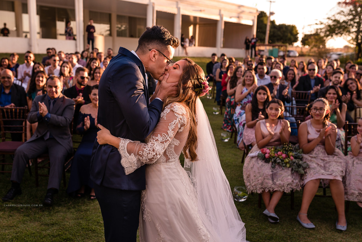 beijo noivos catetinho hall