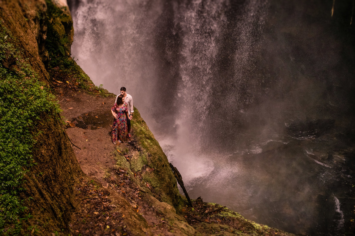 ensaio noivos cachoeira mambai