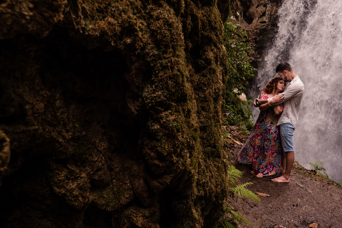 ensaio noivos cachoeira mambai