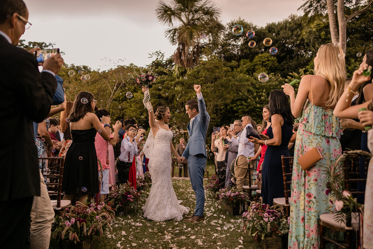 saída cerimonia noivos mansao atrium