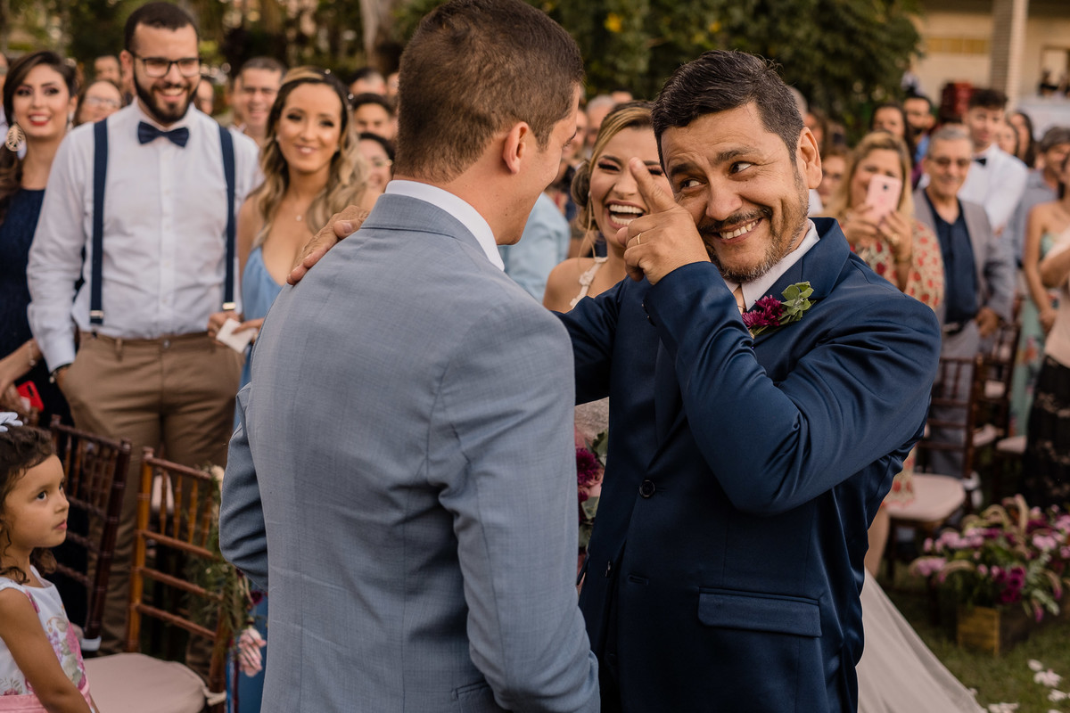 noiva entrando cerimonia mansao atrium