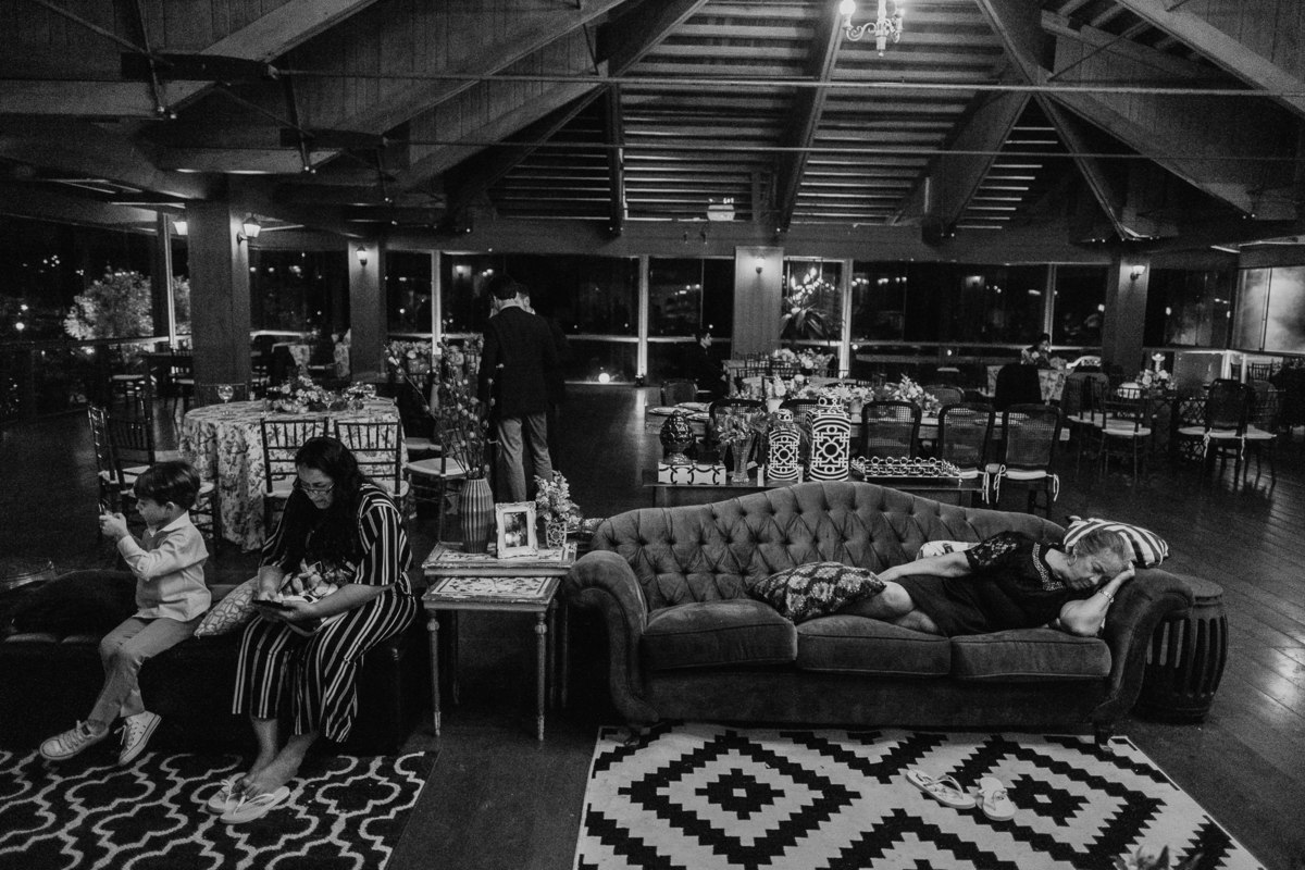 convidados-dormindo-clube-congresso