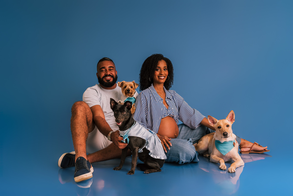 Ensaio Pet com Gestante: Pretinha, Sushi e Romeu à Espera do Novo Integrante da Família - SRD - Ensaio pet - Rio de janeiro - Barra da tijuca 