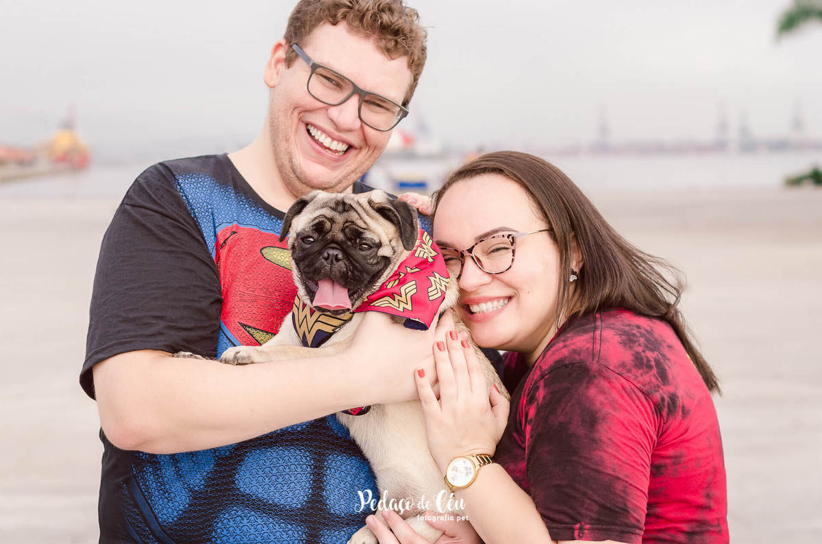 foto pet pug no Museu do Amanhã RJ