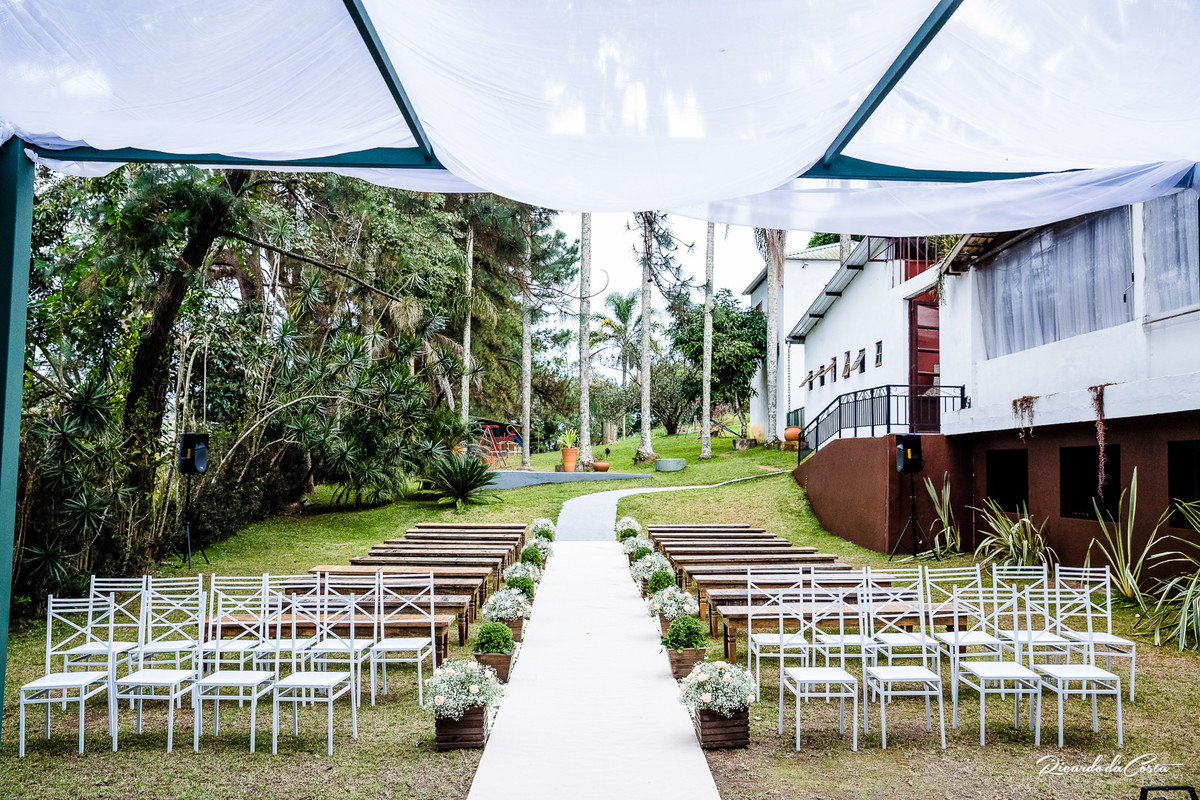 Wedding photographer in Boston Massachusetts