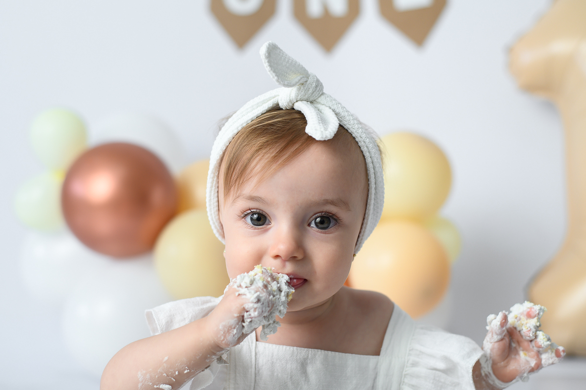 ensaio smash the cake com bolo menina sp