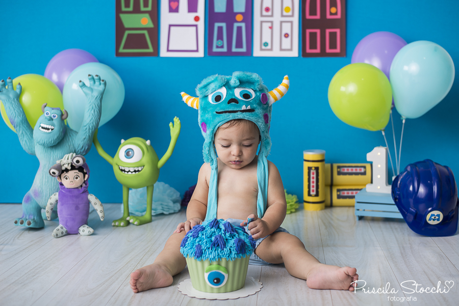 SMASH THE CAKE MONSTROS SA