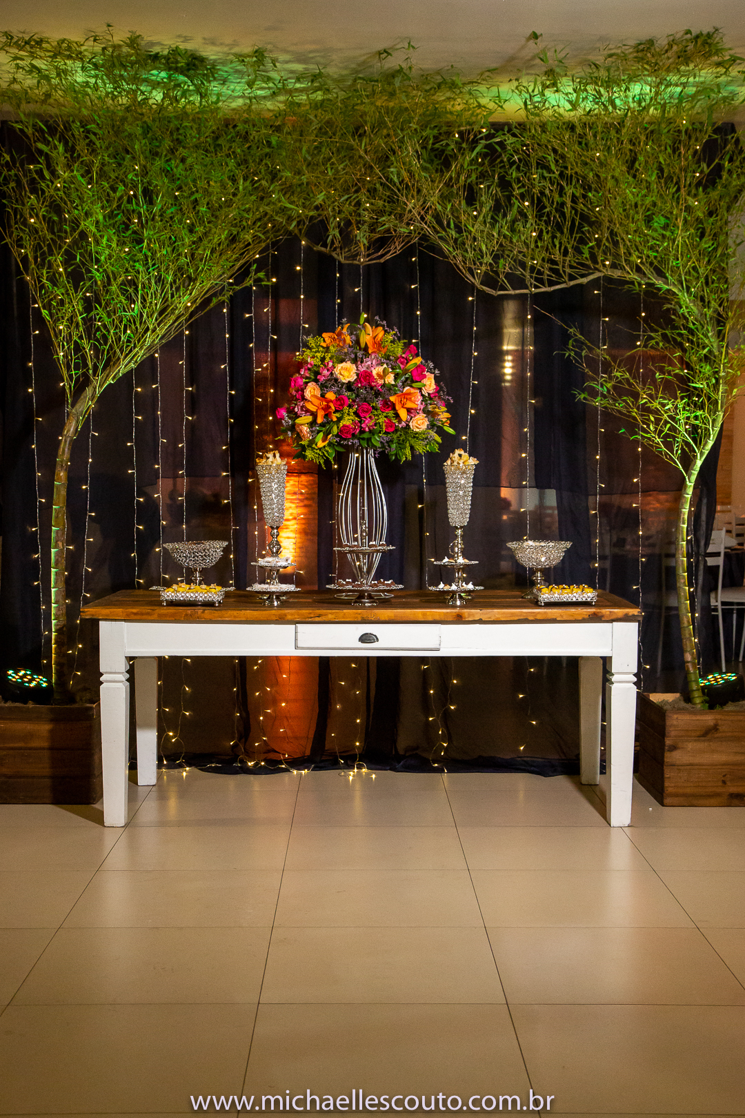 Dia 26/10/2019 à mais nova Bacharel em Administração Jéssica Barcellos, celebrou essa nova etapa da sua vida com amigos e familiares em uma festa incrível.



Local: Ipanema Sports

Fotografo:  Michaell Escouto

Assistente: Brunna Salomoni