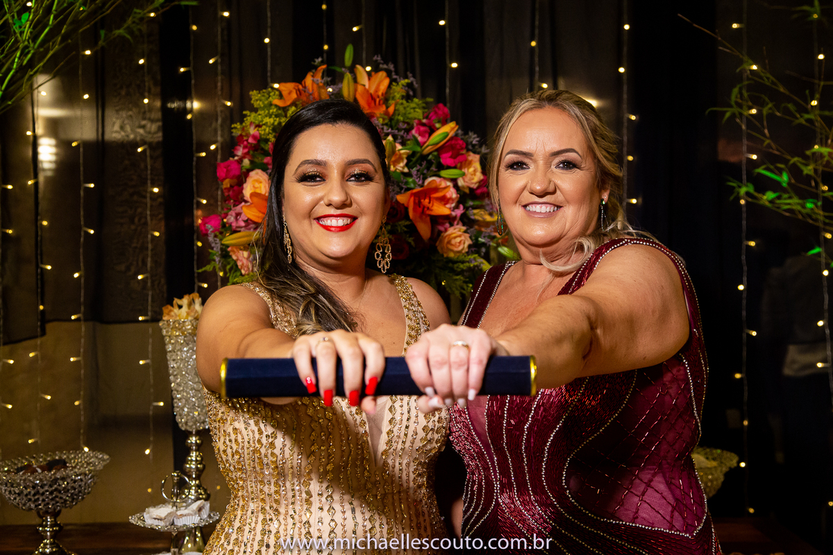 Dia 26/10/2019 à mais nova Bacharel em Administração Jéssica Barcellos, celebrou essa nova etapa da sua vida com amigos e familiares em uma festa incrível.



Local: Ipanema Sports

Fotografo:  Michaell Escouto

Assistente: Brunna Salomoni