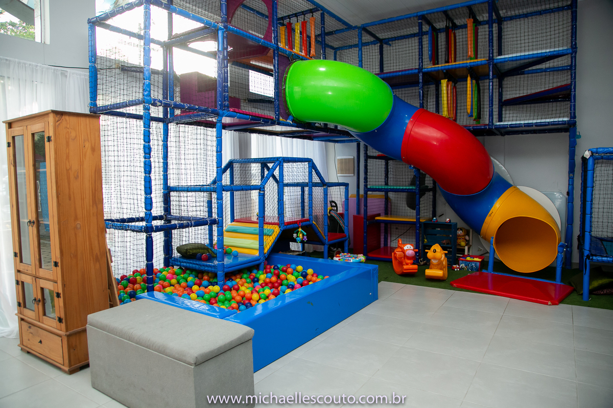 Dia 17/01/2020 foi o dia do Felipe fazer a sua baladinha, para comemorar os seus 7 anos com a família e amigos.





Local: Lagartixa Elastica

Fotografo: Michaell Escouto

Robo de Led: Roboxx