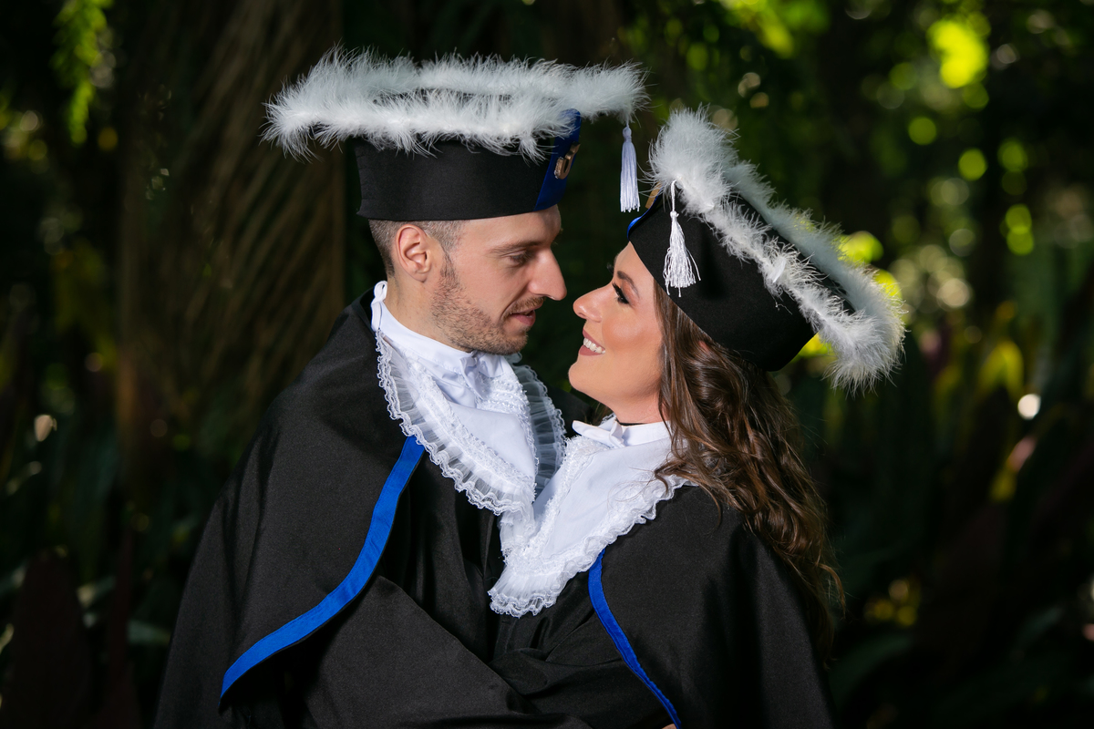 Casal de formandos no Jardim Botânico