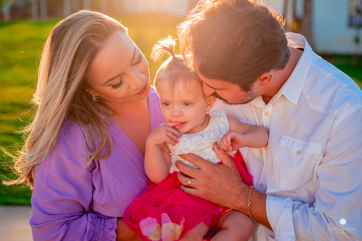 ensaio de criança crianca familia família de 1 um ano em marília marilia final do dia no por do sol