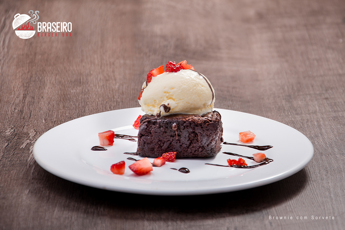 Brownie com Sorvete
