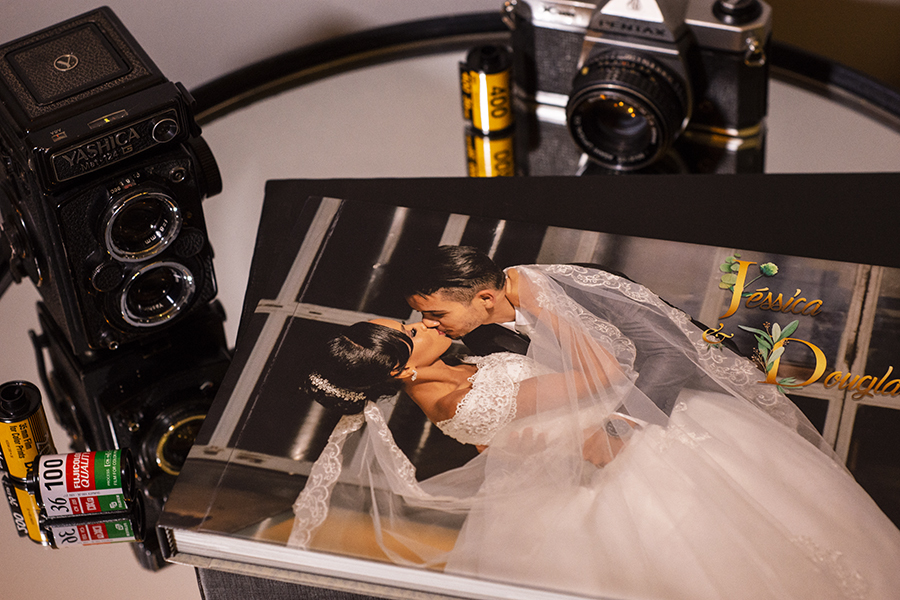 Álbum 20x60 (aberto) laminação fosca + embalagem protetora.