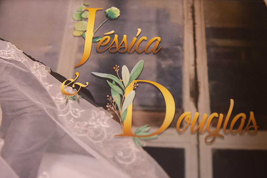 Álbum 20x60 (aberto) laminação fosca + embalagem protetora.