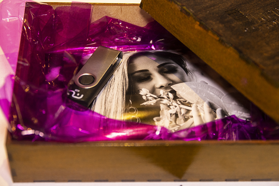 Quando o cliente não quer álbum, é assim que entregamos nosso pendrive.