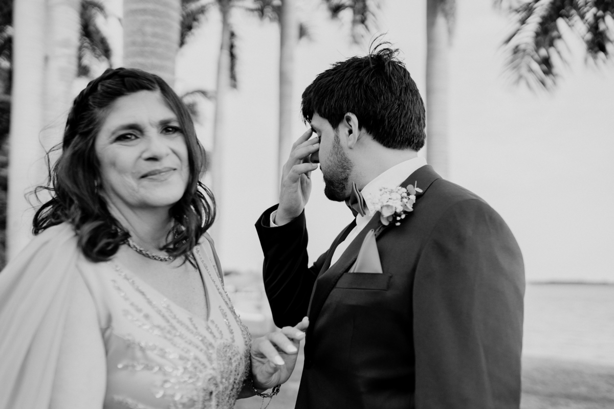 Fotografía de bodas. Fotógrafo de bodas. Boda en San Bernardino, Paraguay.
David Alvarado Fotografía