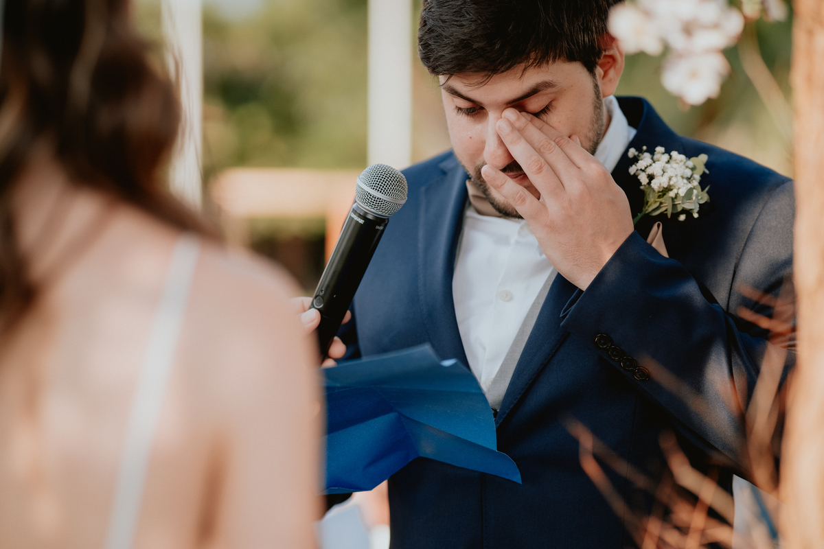Fotografía de bodas. Bodas frente al lago Ypacarai. Fotógrafo de bodas. Boda en San Bernardino. Club Náutico. Paraguay.