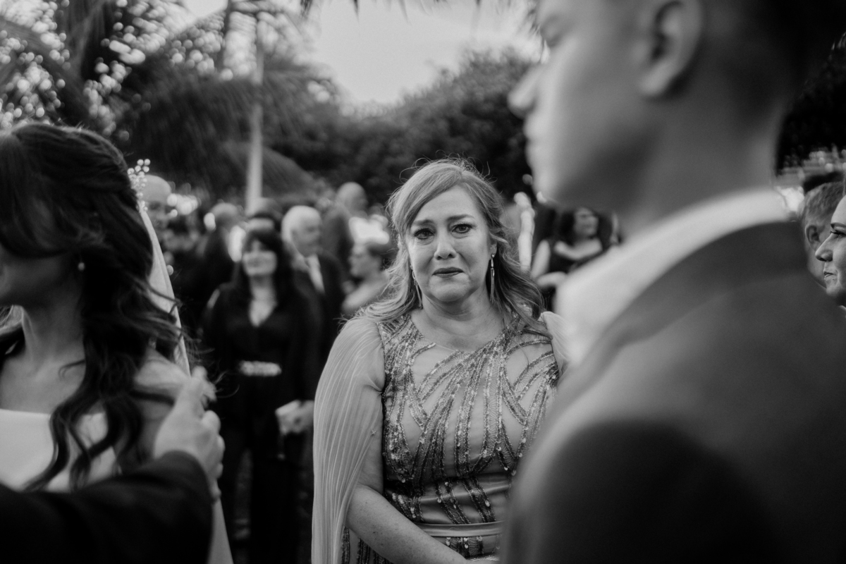 Fotografía de bodas. Bodas frente al lago Ypacarai. Fotógrafo de bodas. Boda en San Bernardino. Club Náutico. Paraguay.