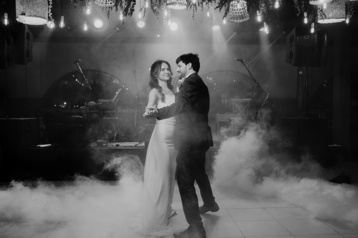Fotografía de bodas. Bodas frente al lago Ypacarai. Fotógrafo de bodas. Boda en San Bernardino. Club Náutico. Paraguay.