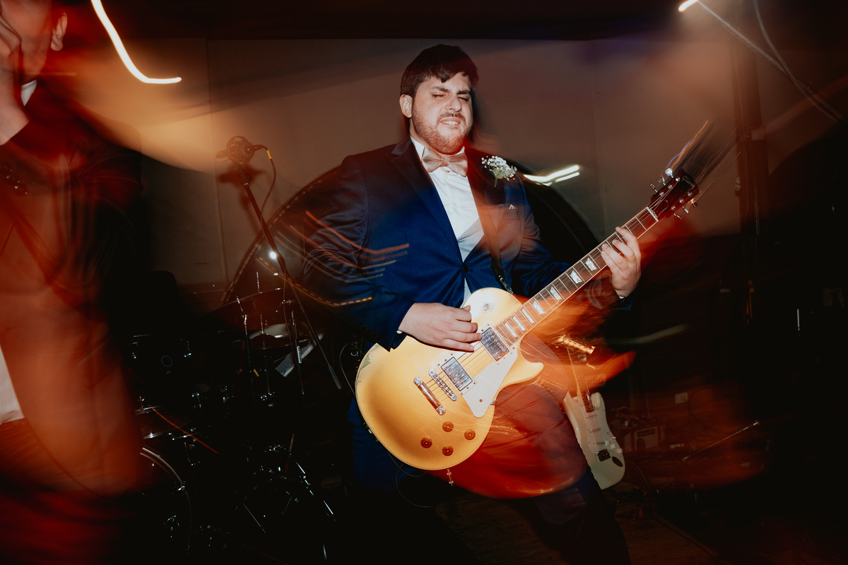 Fotografía de bodas. Bodas frente al lago Ypacarai. Fotógrafo de bodas. Boda en San Bernardino. Club Náutico. Paraguay.