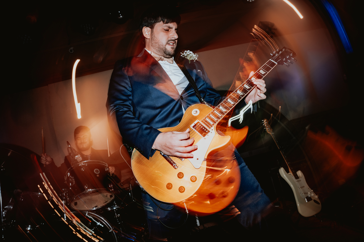 Fotografía de bodas. Bodas frente al lago Ypacarai. Fotógrafo de bodas. Boda en San Bernardino. Club Náutico. Paraguay.