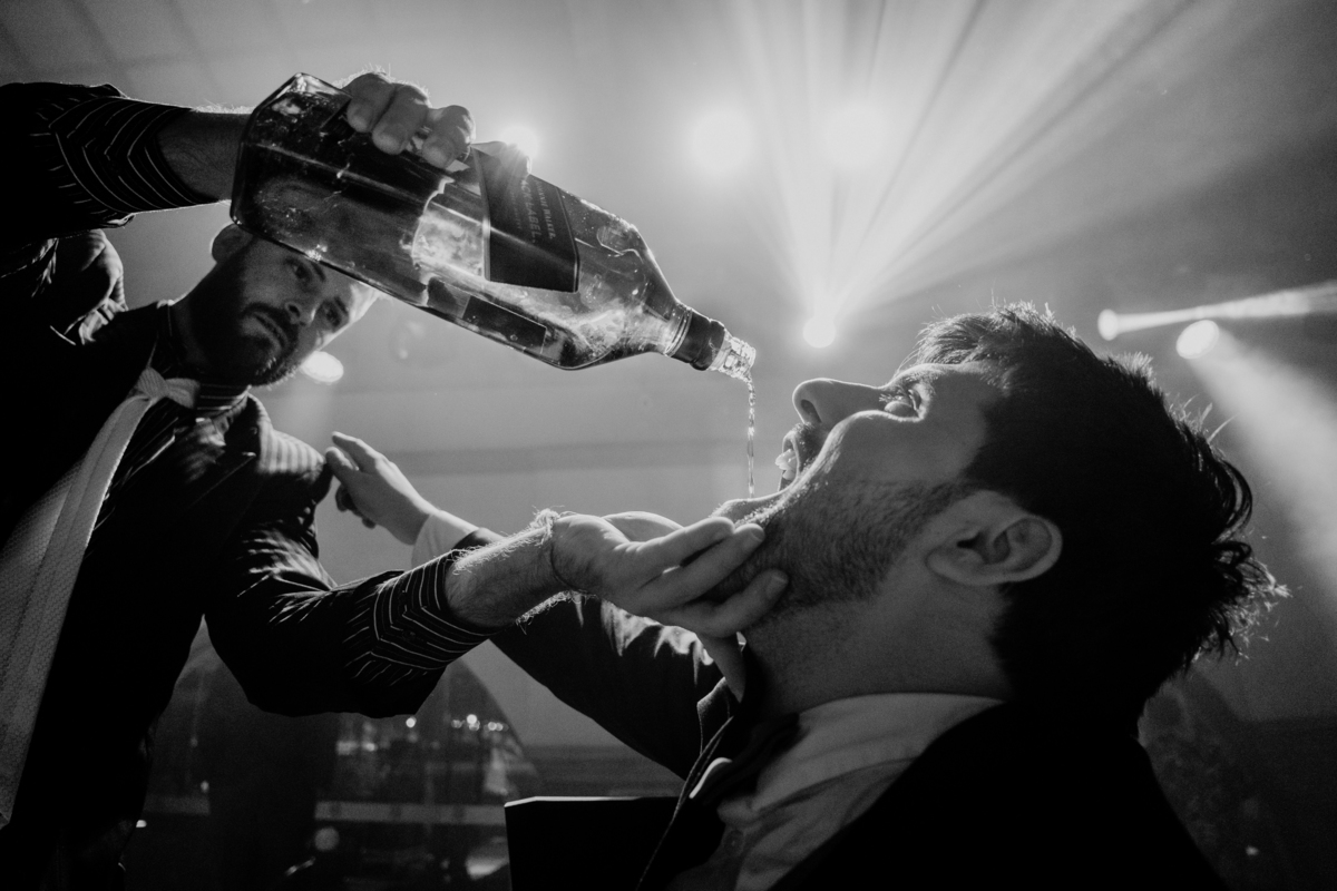 Fotografía de bodas. Bodas frente al lago Ypacarai. Fotógrafo de bodas. Boda en San Bernardino. Club Náutico. Paraguay.