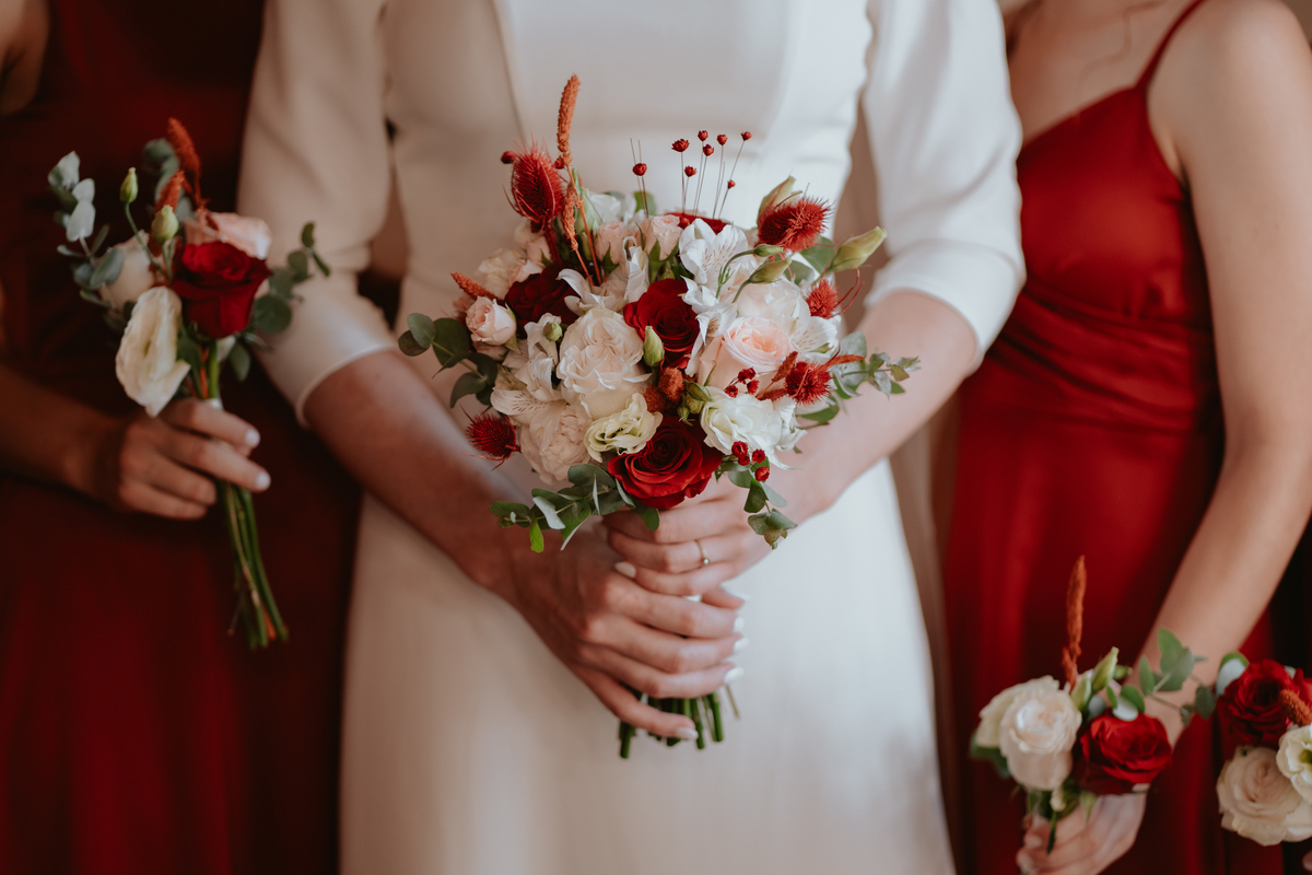 Fotografía de bodas. previa de la novia en su Boda en Castillo de Remanso, Paraguay
David Alvarado Fotografía