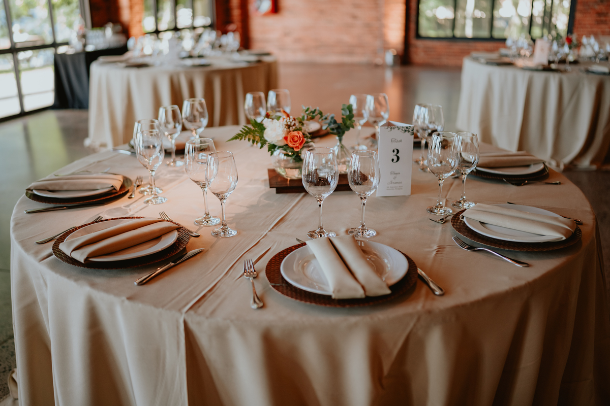 Fotografía de bodas. Fotógrafo de bodas. Boda en Castillo de Remanso, Paraguay.
David Alvarado Fotografía