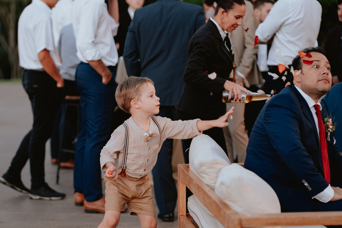 Fotografía de bodas. Fotógrafo de bodas. Boda en Castillo de Remanso, Paraguay.
David Alvarado Fotografía
