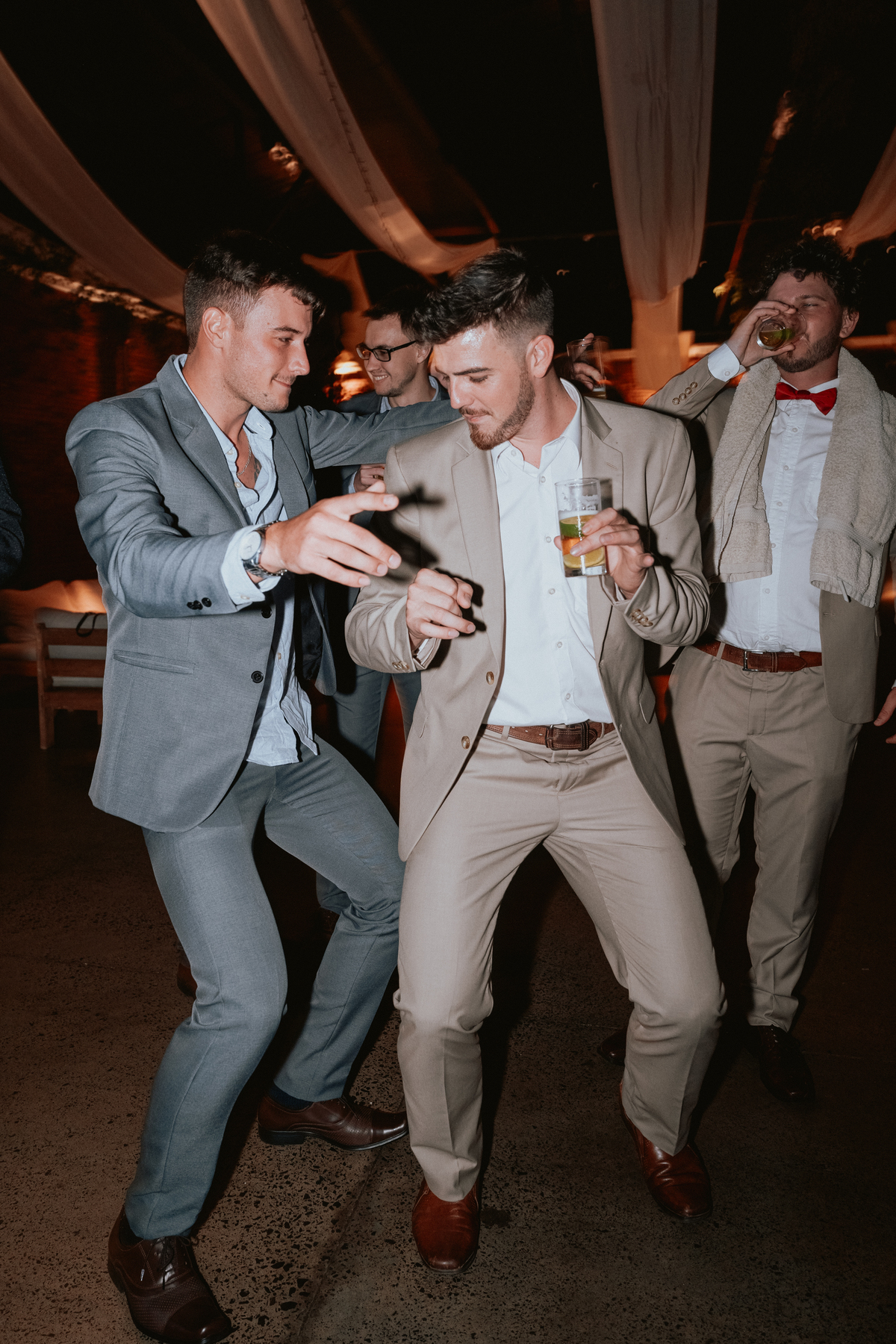 Fotografía de bodas. Fotógrafo de bodas. Boda en Castillo de Remanso, Paraguay.
David Alvarado Fotografía