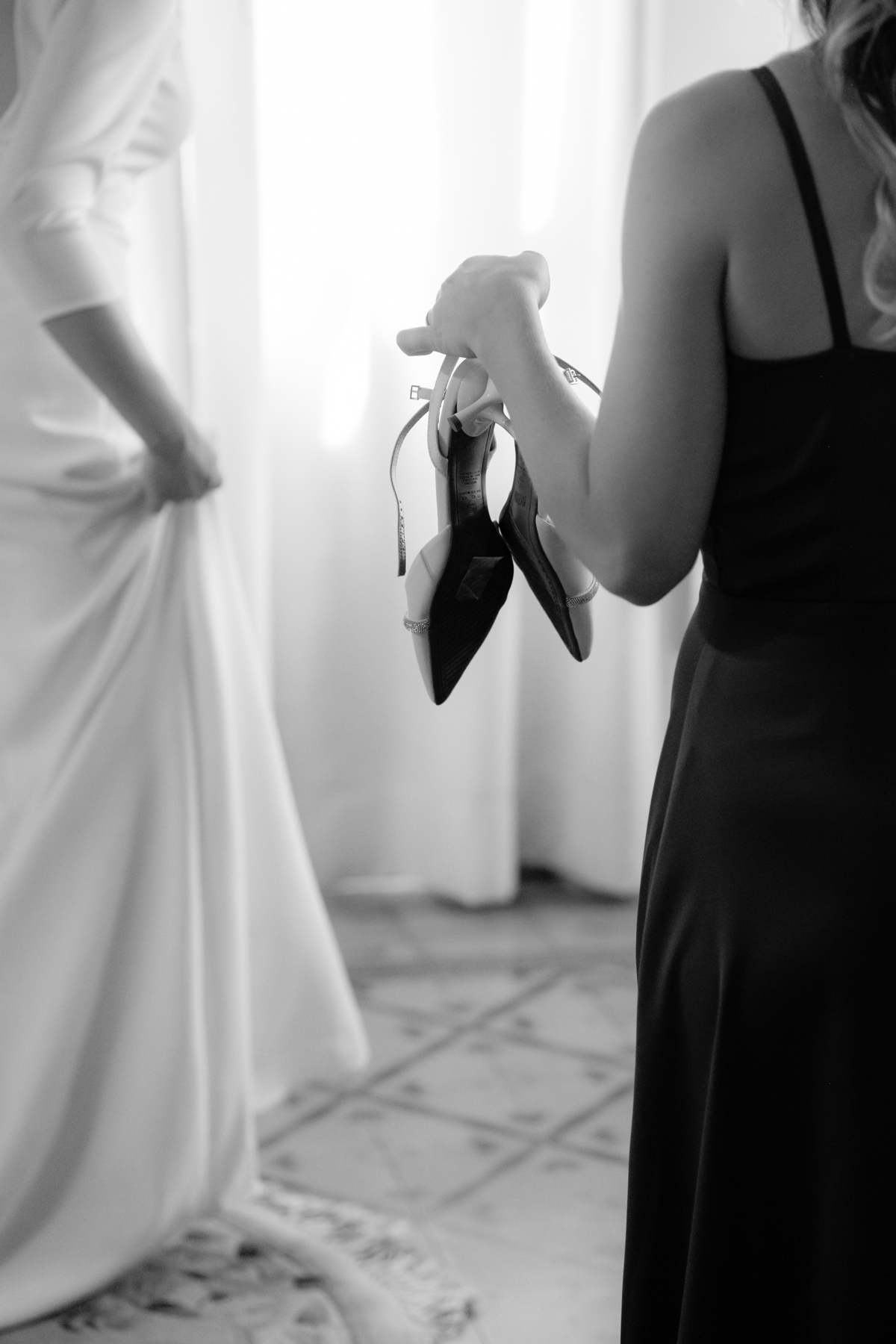 Fotografía de bodas. previa de la novia en su Boda en Castillo de Remanso, Paraguay
David Alvarado Fotografía