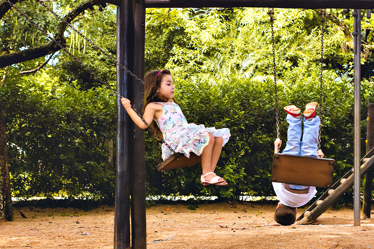 ensaio no balanço no parque Araraquara