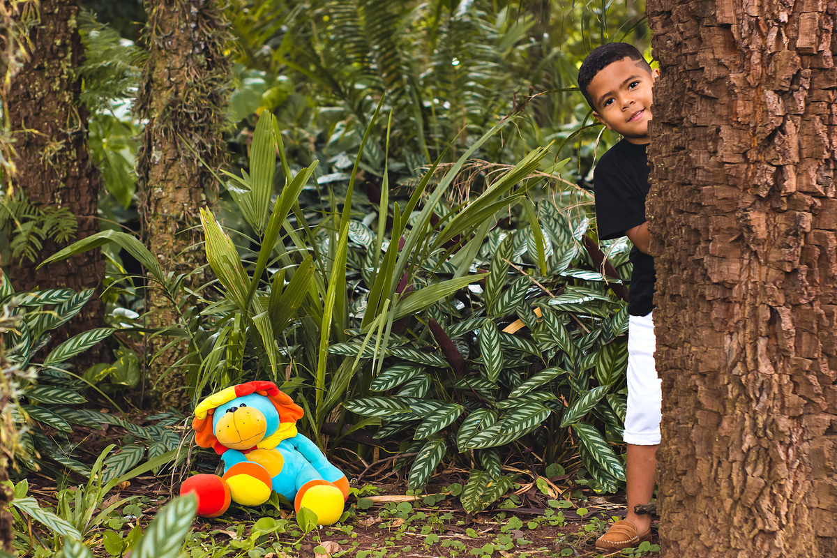 criança brincando em parque em Araraquara, ensaio de fotos em Araraquara, 