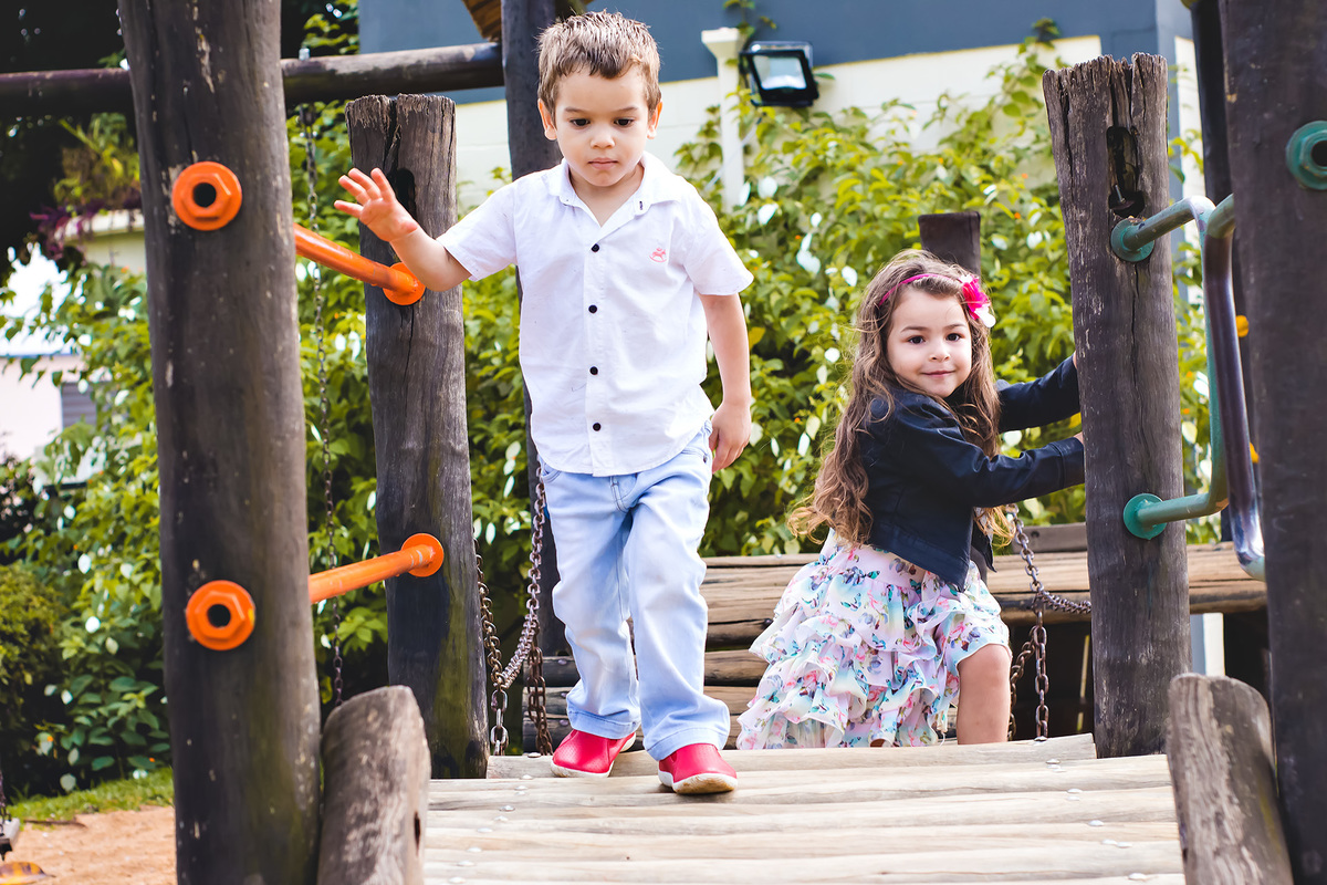 ensaio infantil, book infantil, ensaio Araraquara, book Araraquara, criança no balanço Araraquara, fotografia infantil, 