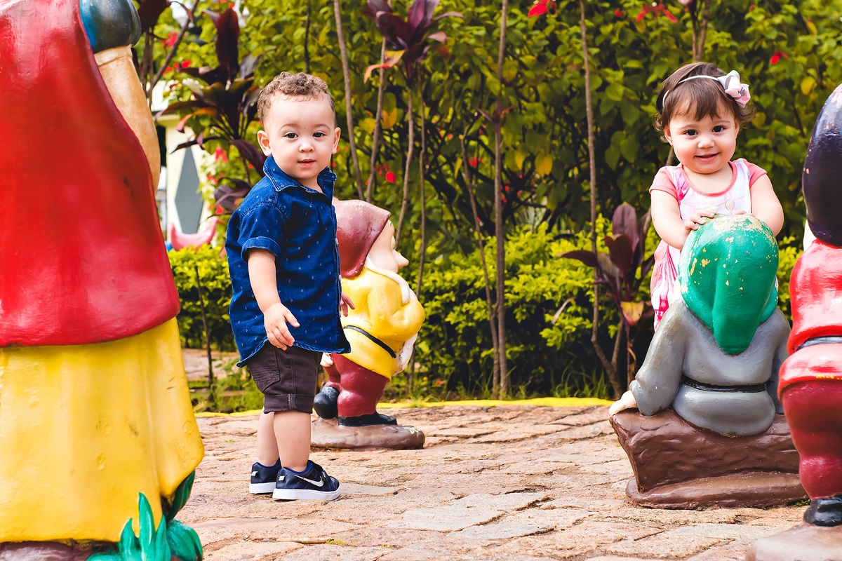 Araraquara, book Araraquara, criança no balanço Araraquara, fotografia infantil, ensaio com  crianças, ensaio fotográfico no parque, Daae