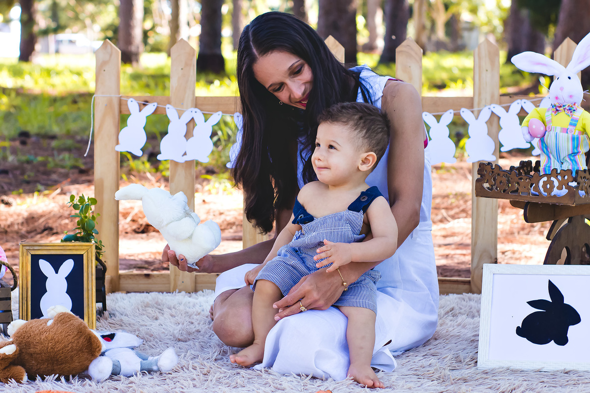 Araraquara, book Araraquara, fotografia de crianças em Araraquara, fotografia infantil, ensaio com  crianças, ensaio fotográfico no parque, book fotográfico infantil, ensaio pascoa família e criança