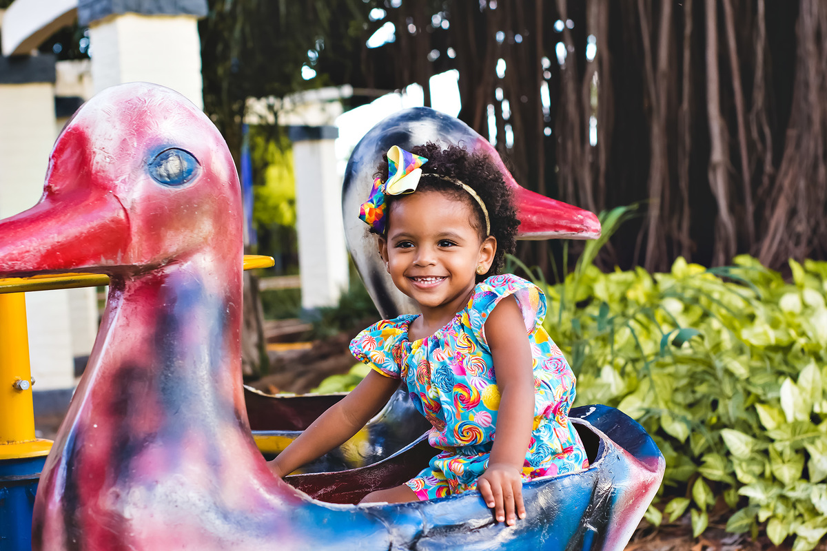 fotografia de crianças em Araraquara, fotografia infantil, ensaio com  crianças, ensaio fotográfico no parque, book fotográfico infantil, 